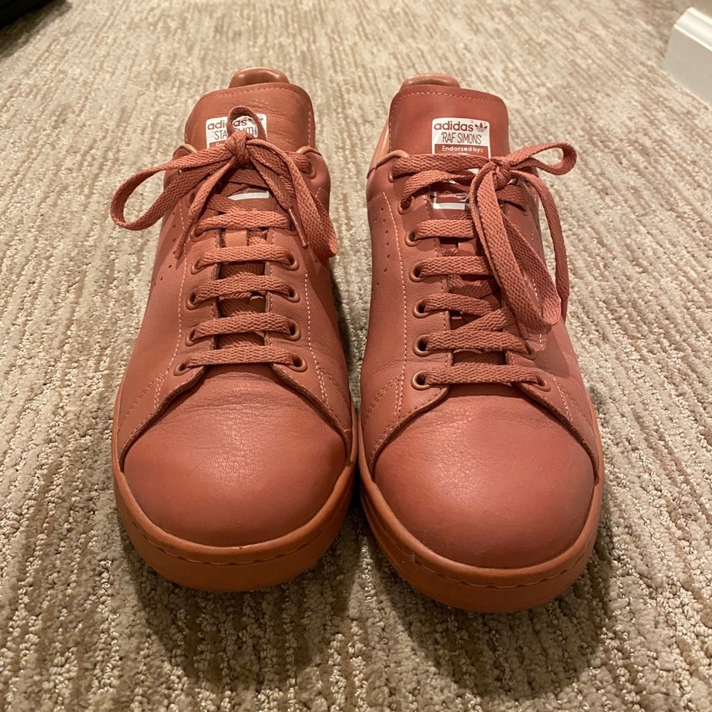 RAF Simons Stan Smiths Salmon